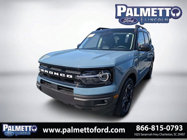 Certified 2023 Ford Bronco Sport Outer Banks w/ Tech Package AWD/4WD image 7