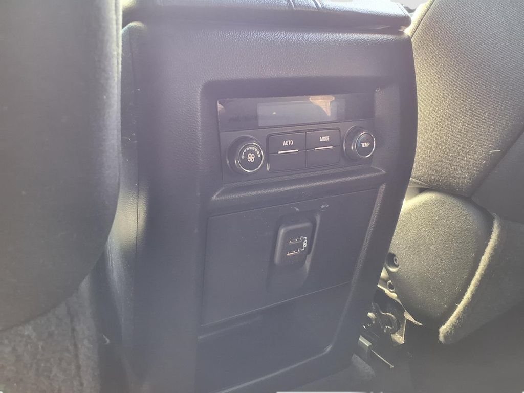 Used 2023 Chevrolet Traverse LT AWD/4WD image 27