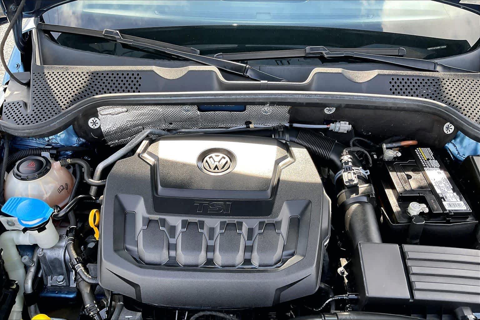 Used 2019 Volkswagen Beetle 2.0T S FWD image 26