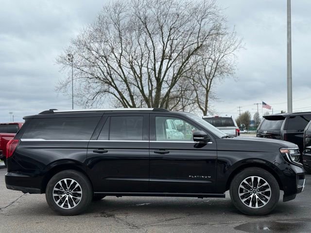 Certified 2025 Ford Expedition Max Platinum AWD/4WD image 9