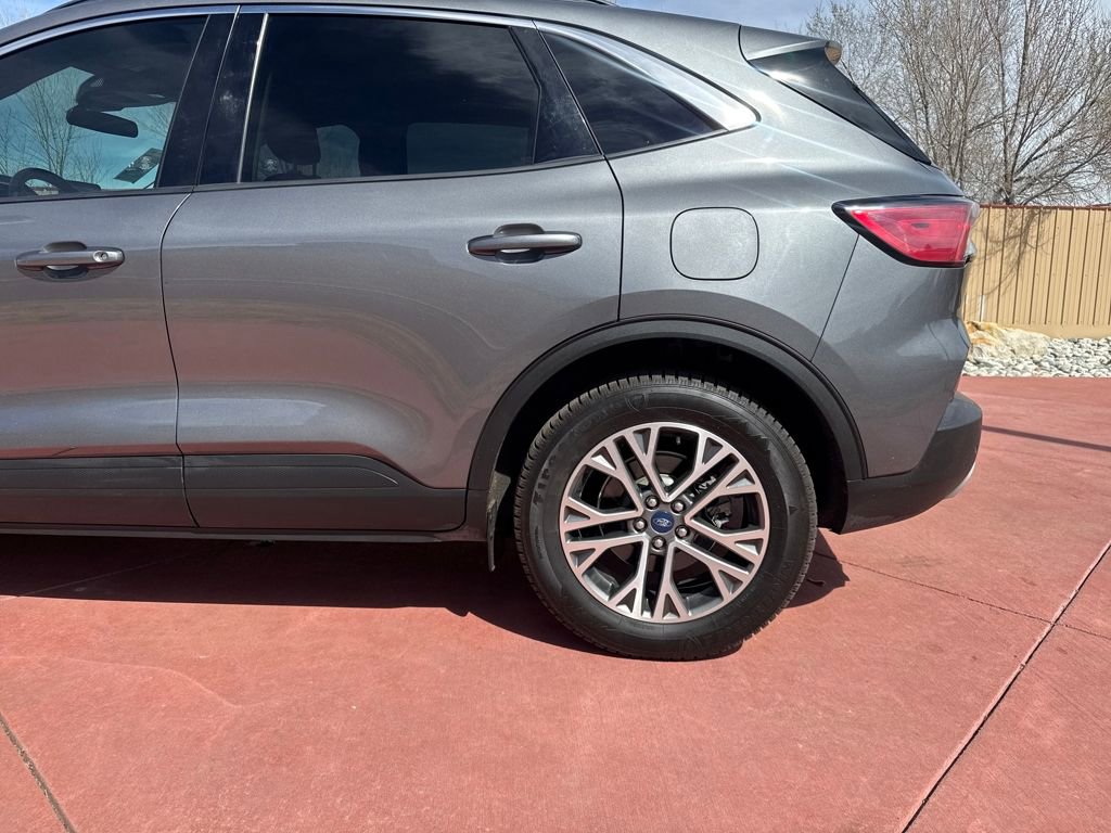 Certified 2021 Ford Escape SEL w/ Technology Package image 33