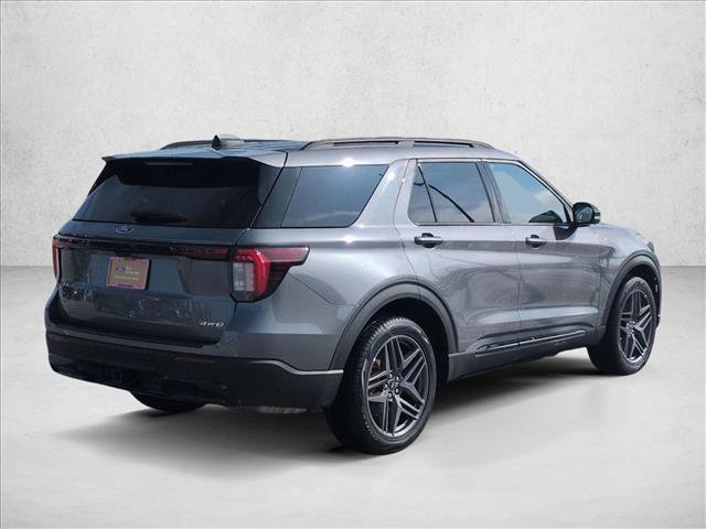 Certified 2025 Ford Explorer ST-Line w/ ST-Line Street Pack image 3