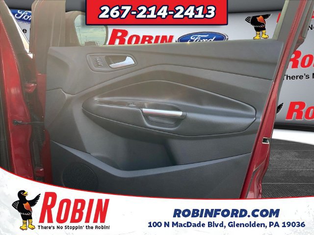 Certified 2017 Ford Escape Titanium AWD/4WD image 26