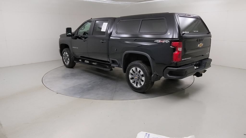 Used 2024 Chevrolet Silverado 2500 Custom w/ Custom Value Package AWD/4WD image 16