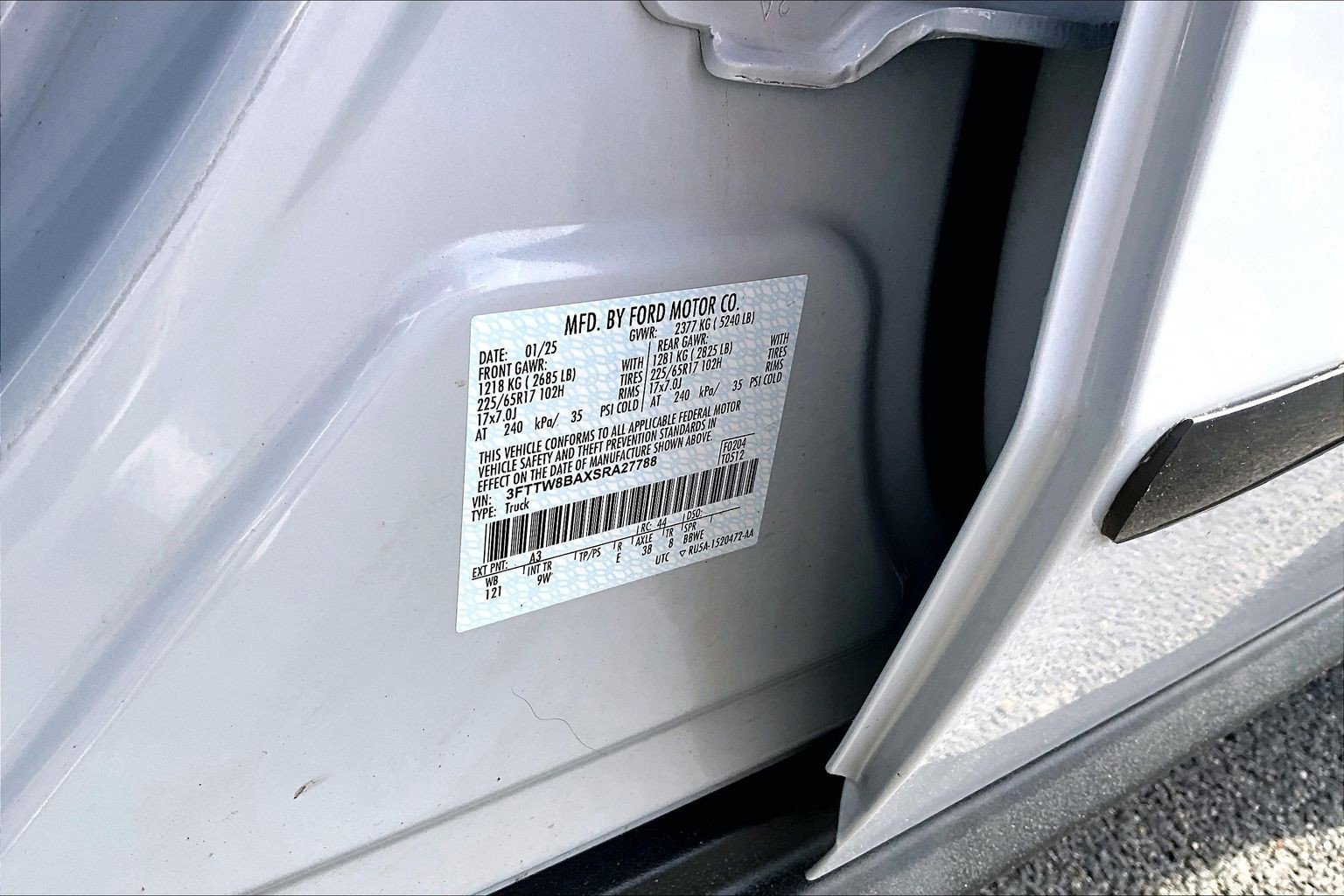 Certified 2025 Ford Maverick XL w/ Equipment Group 102A AWD/4WD image 36
