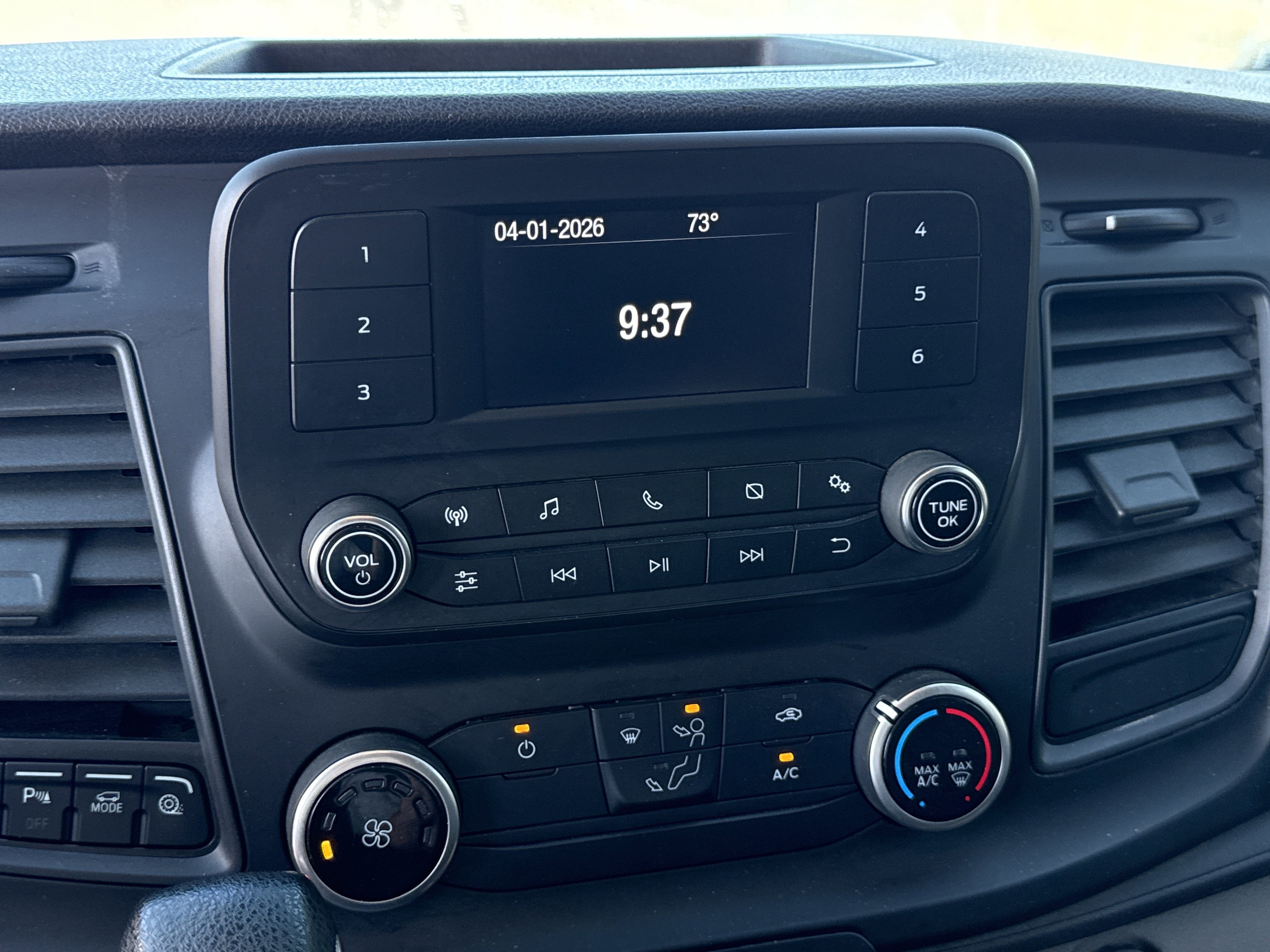 Certified 2022 Ford Transit 250 Medium Roof image 19