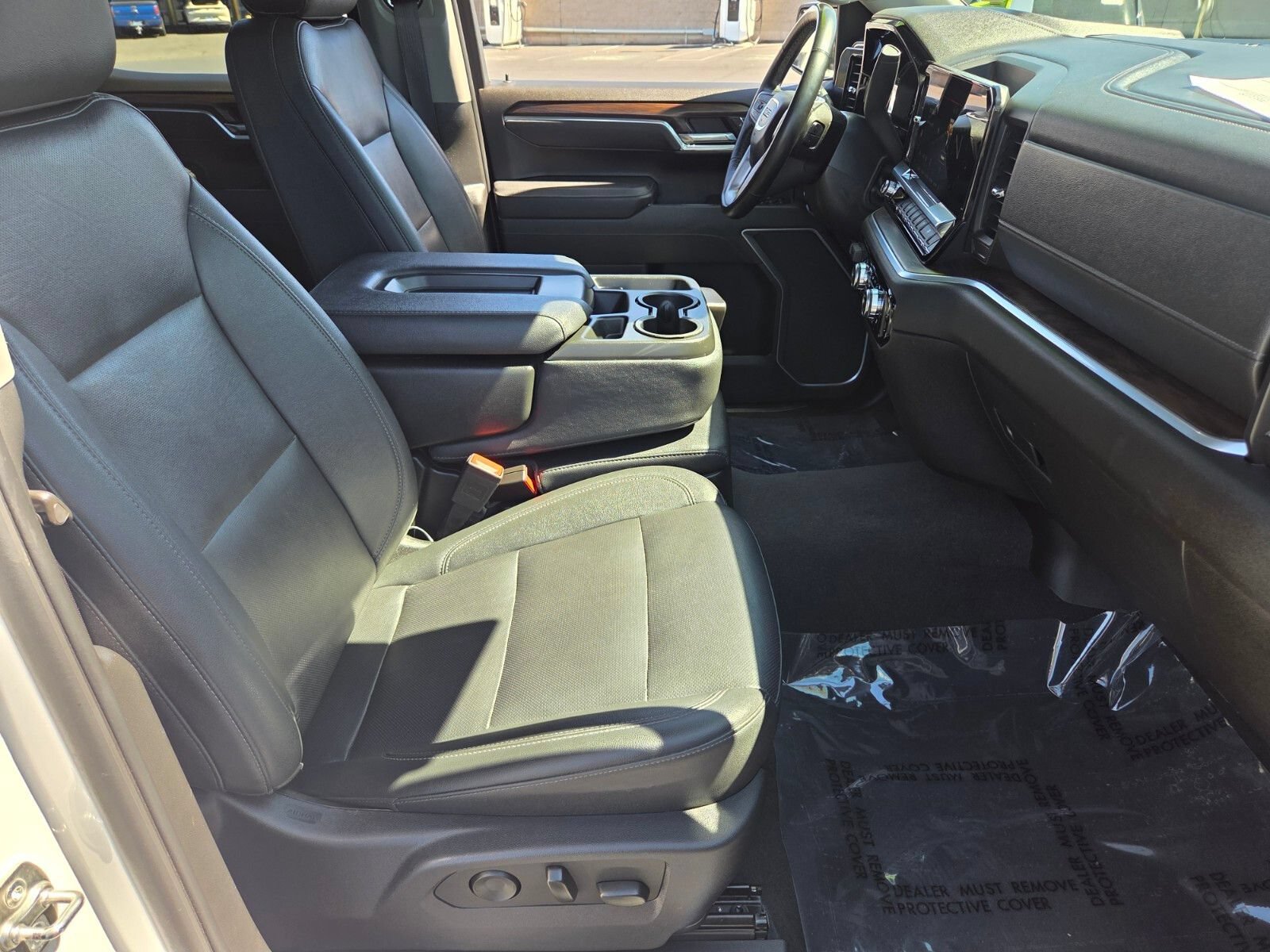 Used 2025 GMC Sierra 1500 SLT RWD image 15
