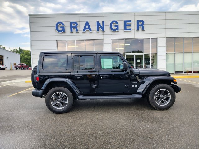 Used 2023 Jeep Wrangler Unlimited Sahara w/ Cold Weather Group AWD/4WD image 7