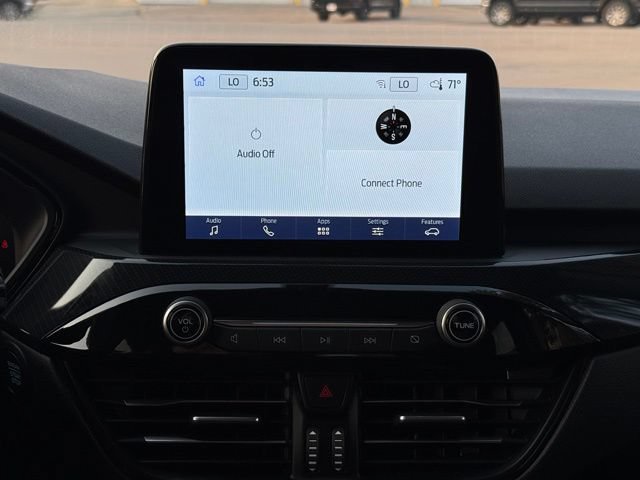 Certified 2025 Ford Escape ST-Line Select AWD/4WD image 3