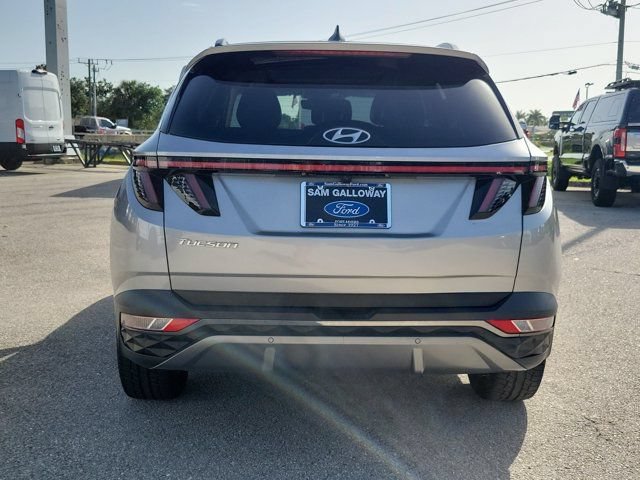 Used 2022 Hyundai Tucson Limited w/ Cargo Package FWD image 5