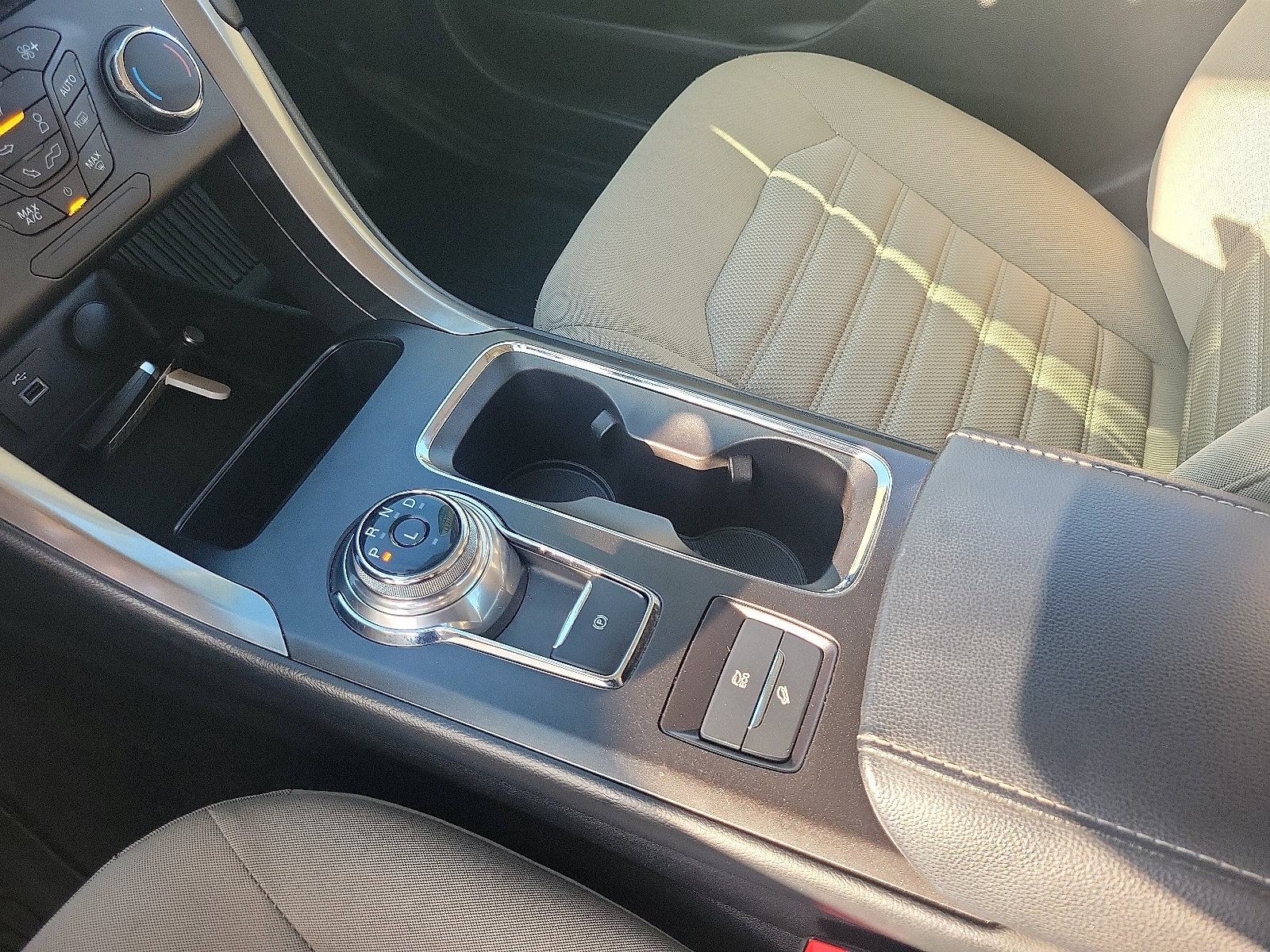 Certified 2017 Ford Fusion S FWD image 8