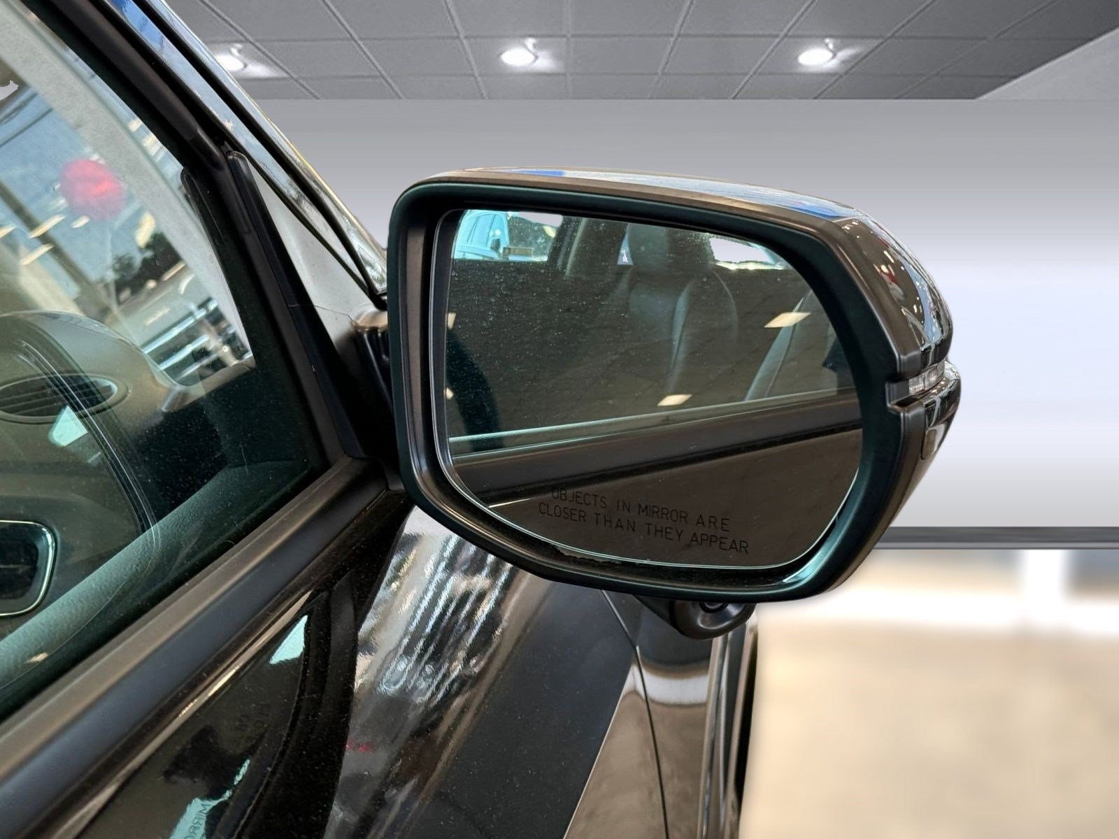 Used 2020 Honda HR-V Touring image 25