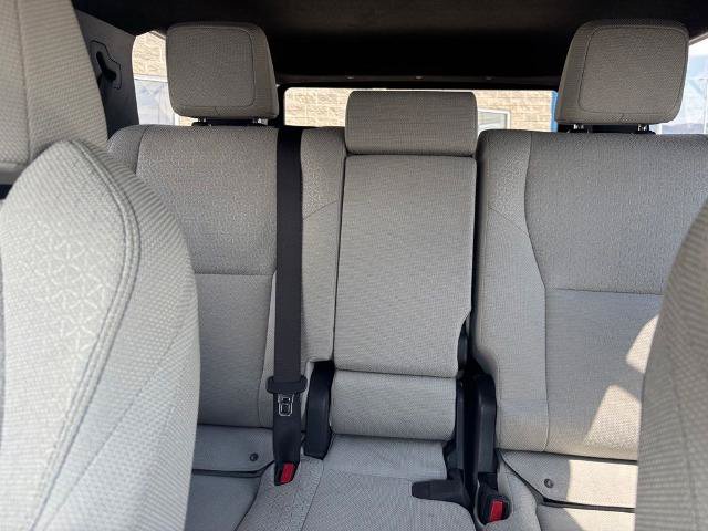 Used 2025 Toyota 4Runner SR5 AWD/4WD image 21
