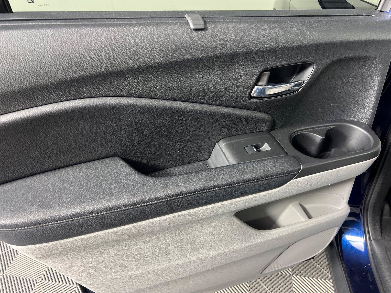 Used 2020 Honda Pilot Touring image 23