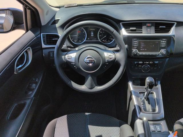 Used 2018 Nissan Sentra SR w/ SR Midnight Edition Package FWD image 18