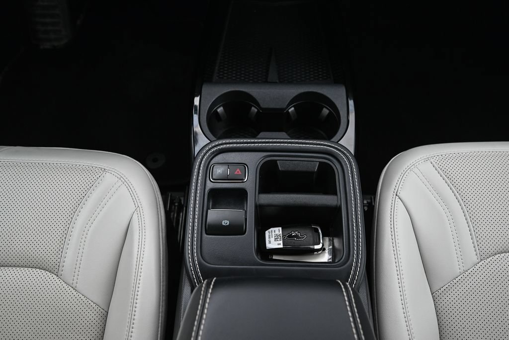 Certified 2025 Ford Mustang Mach-E Premium AWD/4WD image 34