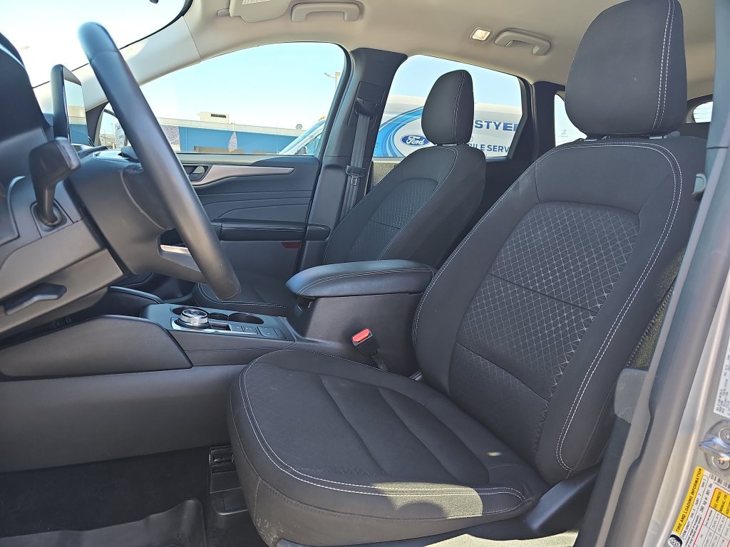 Certified 2024 Ford Escape Active w/ Cold Weather Package FWD image 15