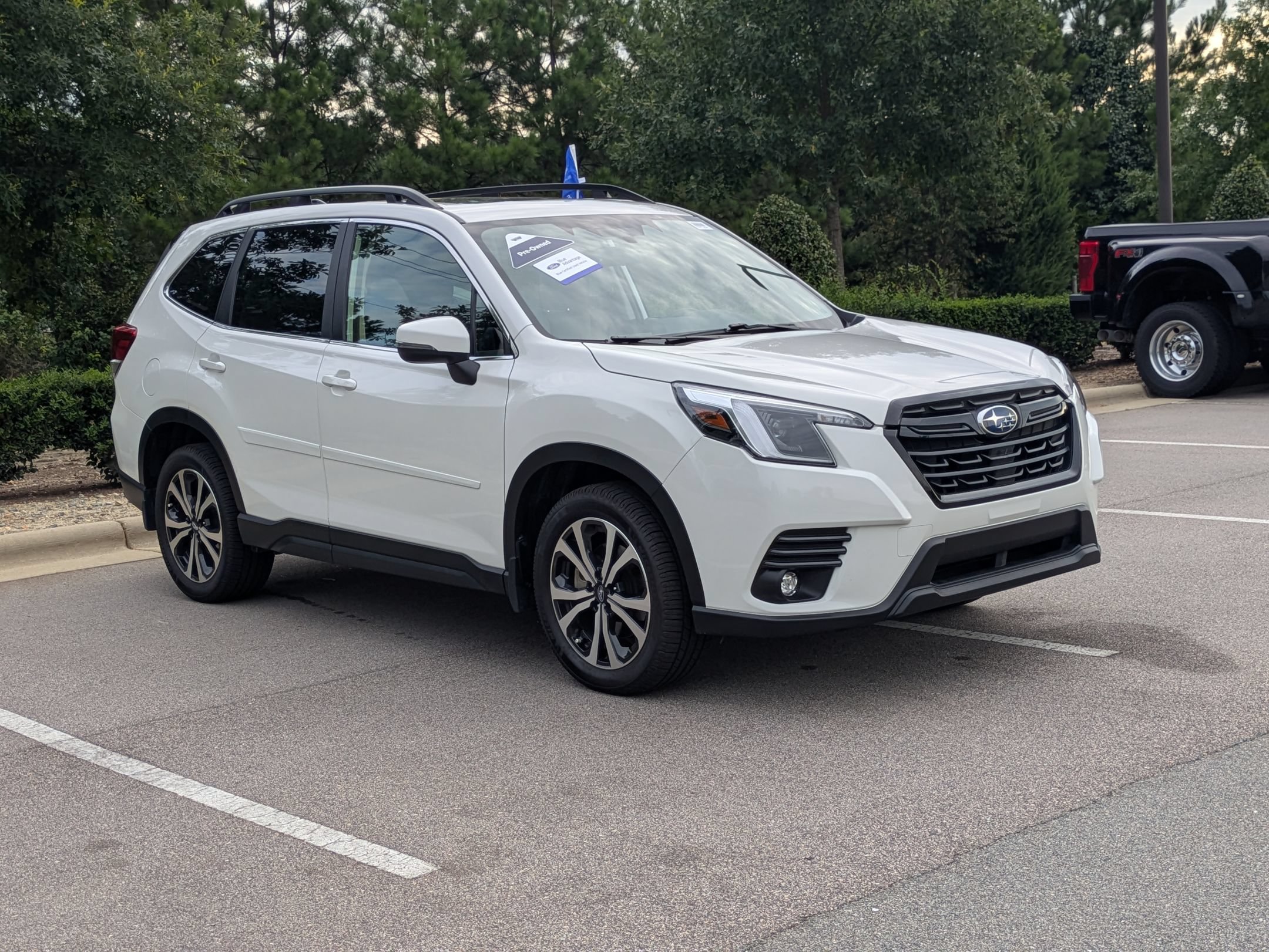 Used 2024 Subaru Forester Limited AWD/4WD image 2
