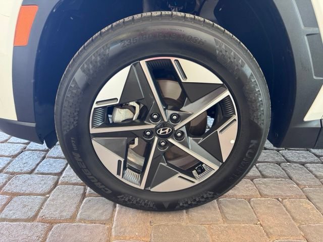 Used 2025 Hyundai Tucson SEL AWD/4WD image 24