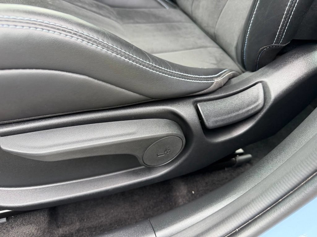 Used 2025 Hyundai Elantra N FWD image 24