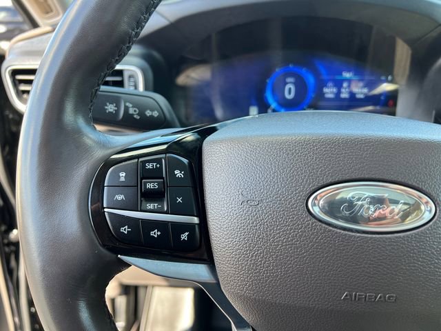 Certified 2023 Ford Explorer Platinum w/ Technology Package AWD/4WD image 16