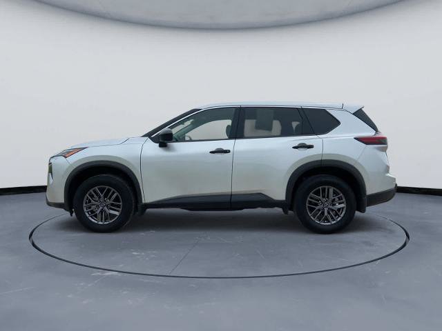 Used 2025 Nissan Rogue S FWD image 3
