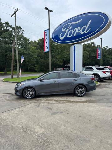 Used 2022 Kia Forte GT-Line w/ GT-Line Premium Package FWD image 3