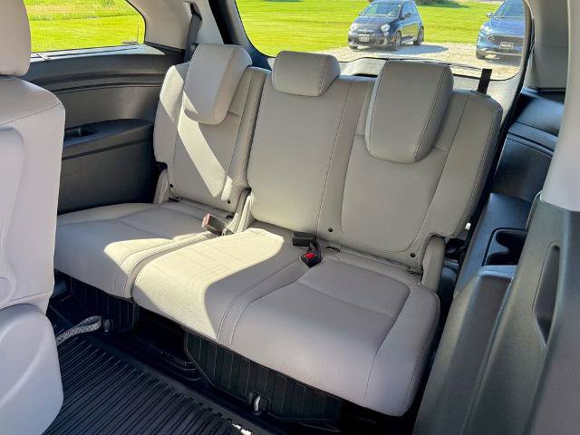 Used 2023 Honda Odyssey Touring image 13