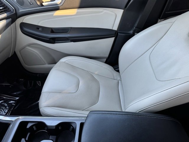 Certified 2021 Ford Edge Titanium w/ Equipment Group 301A image 28