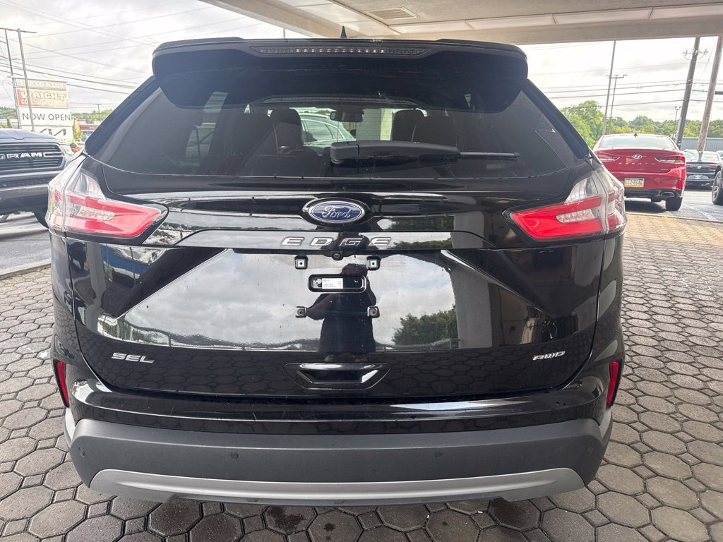 Certified 2024 Ford Edge SEL w/ Convenience Package AWD/4WD image 7
