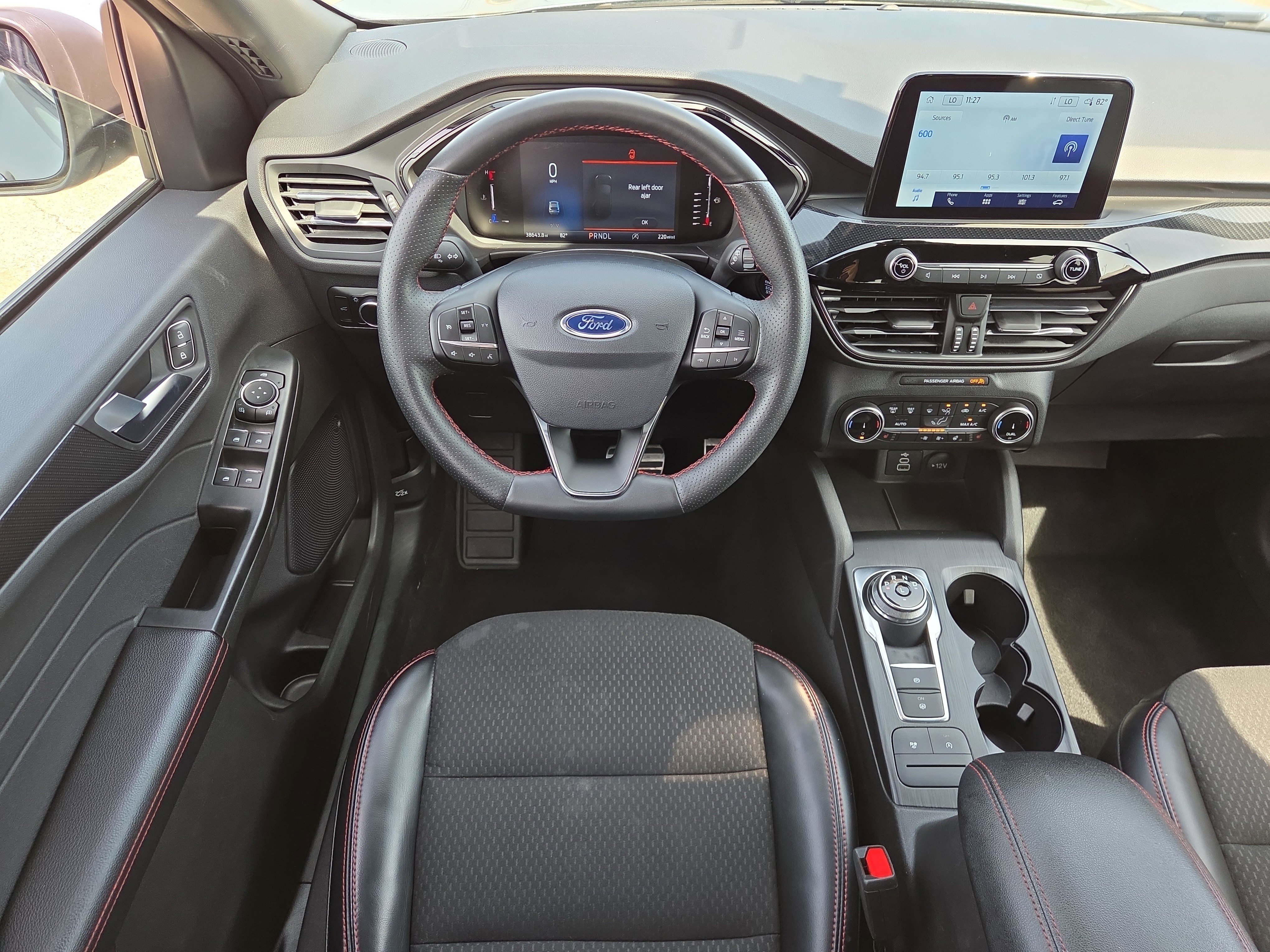 Certified 2024 Ford Escape ST-Line AWD/4WD image 12