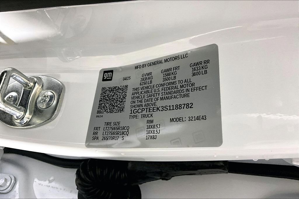 Used 2025 Chevrolet Colorado Trail Boss image 26