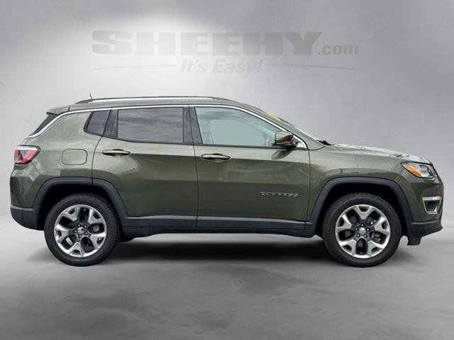 Used 2017 Jeep Compass Limited w/ Navigation Group AWD/4WD image 10