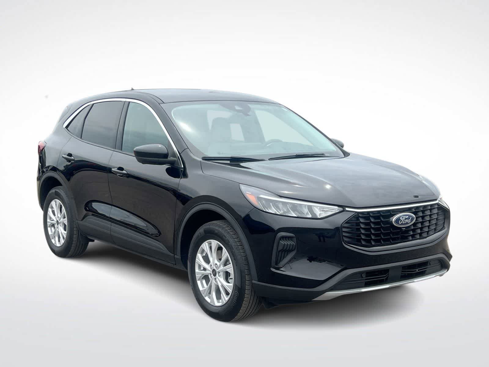 Certified 2023 Ford Escape Active w/ Tech Pack #2 AWD/4WD image 2