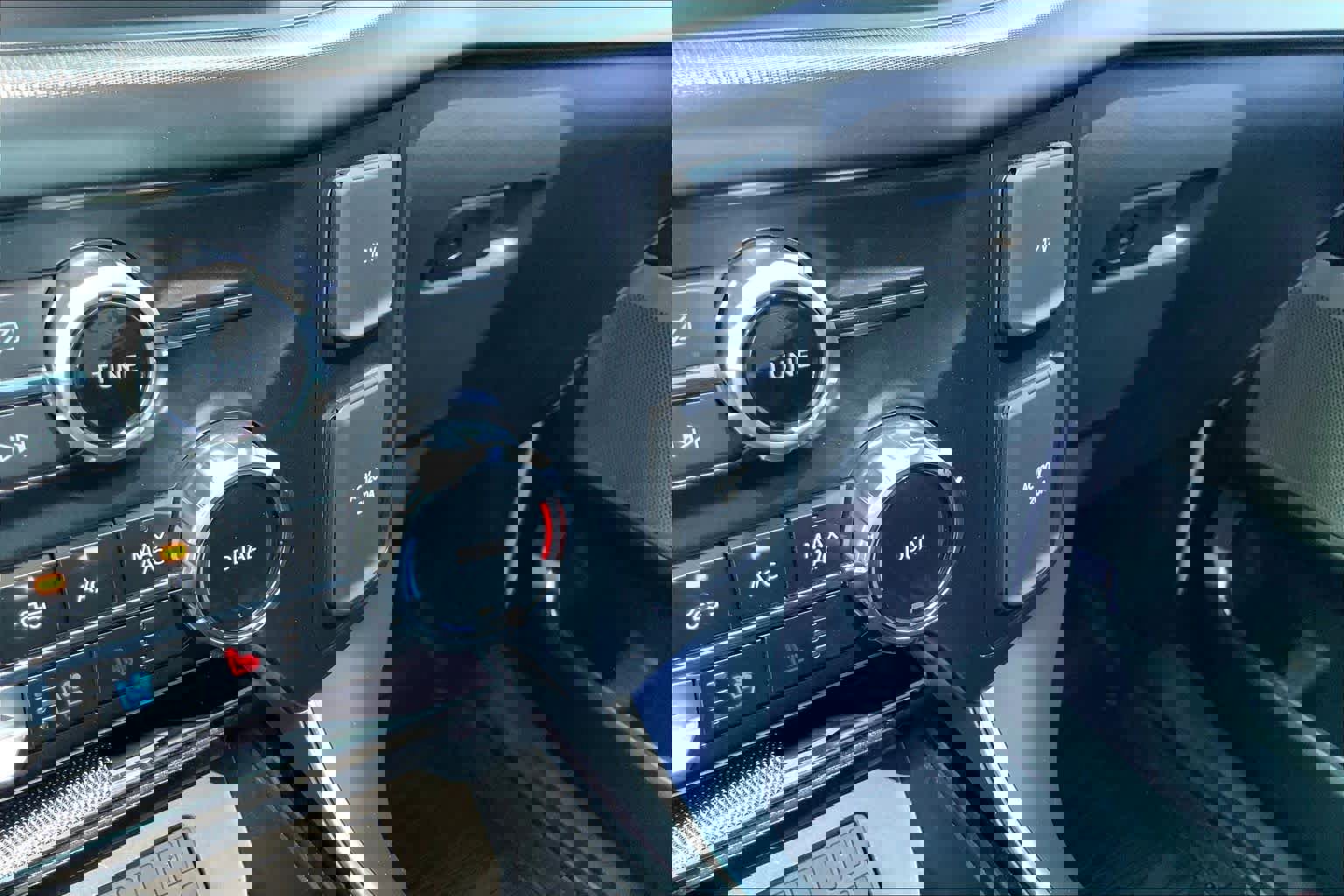 Certified 2024 Ford F150 Raptor AWD/4WD image 36