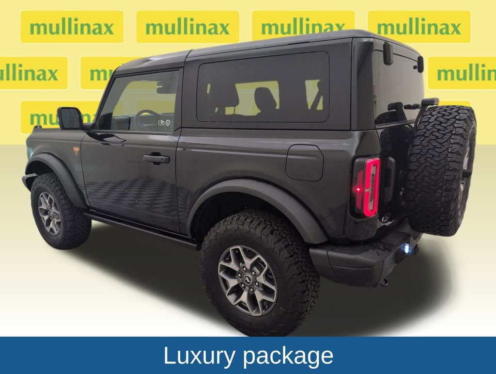 Certified 2025 Ford Bronco Badlands image 3