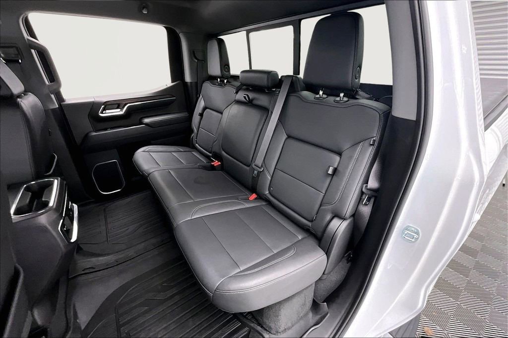 Used 2024 GMC Sierra 1500 SLT w/ SLT Premium Package image 27