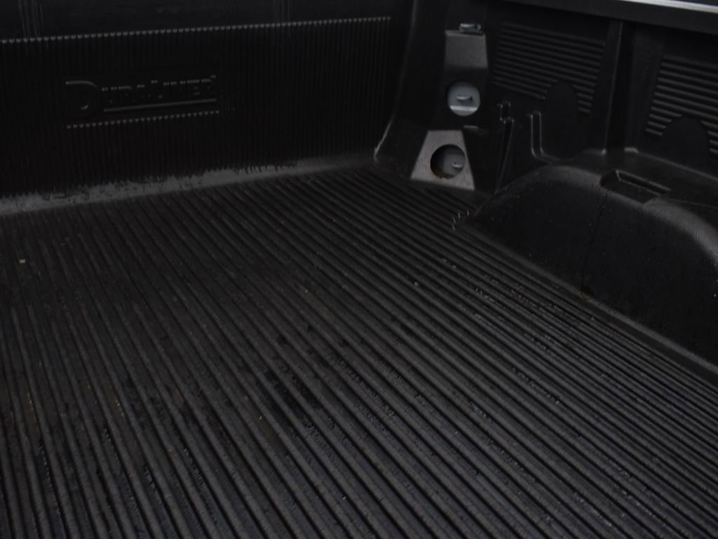 Used 2024 Chevrolet Silverado 1500 LT image 13