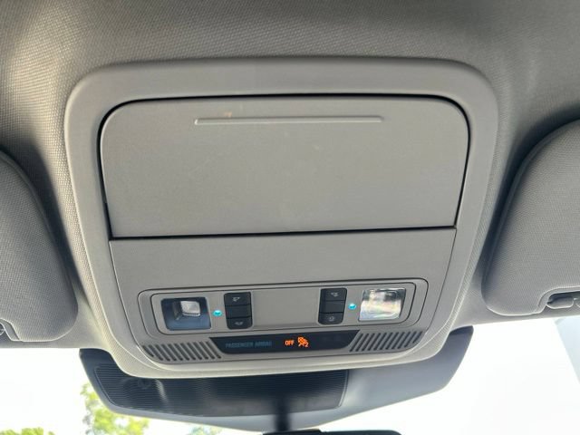 Certified 2022 Ford Explorer XLT w/ Equipment Group 202A AWD/4WD image 25