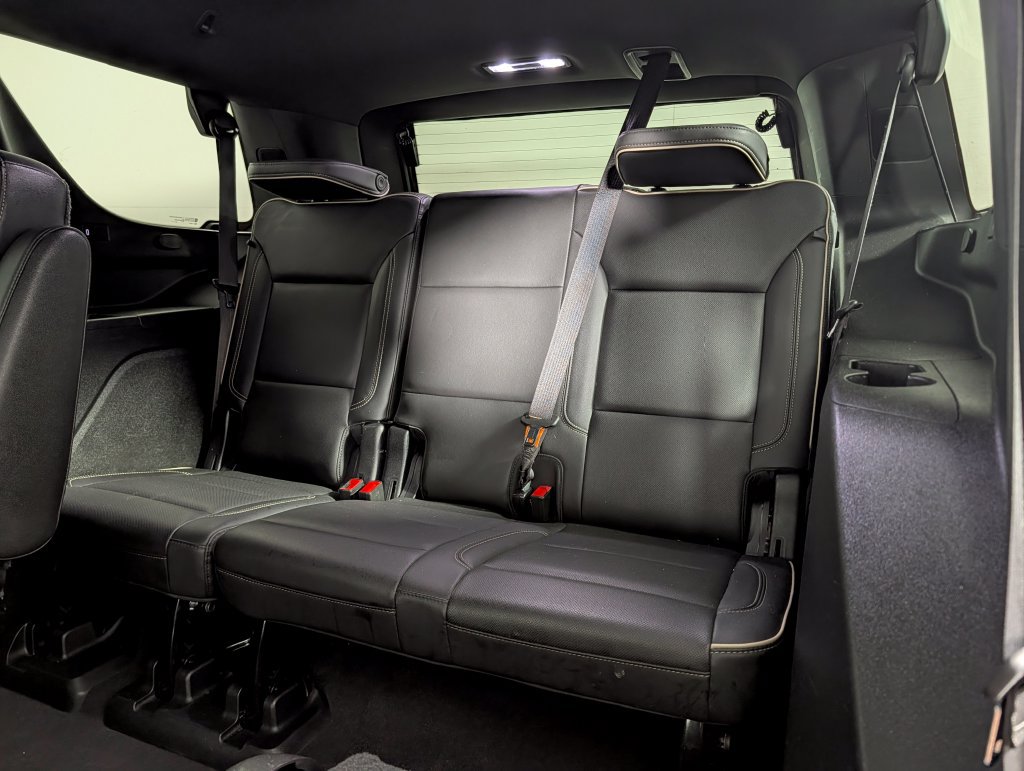 Used 2021 Chevrolet Tahoe Premier w/ Premium Package RWD image 12