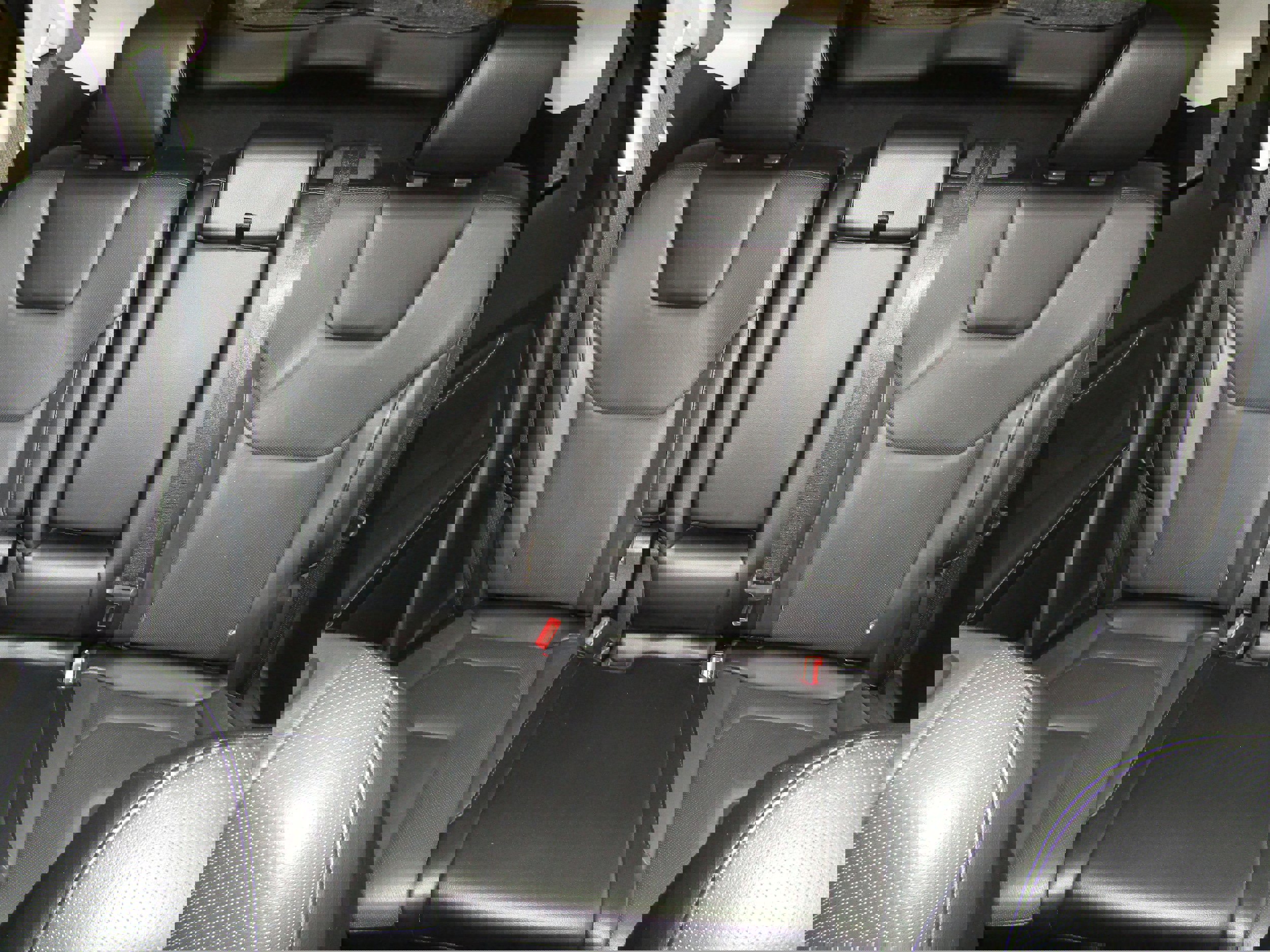 Certified 2019 Ford Edge Titanium w/ Equipment Group 301A image 17