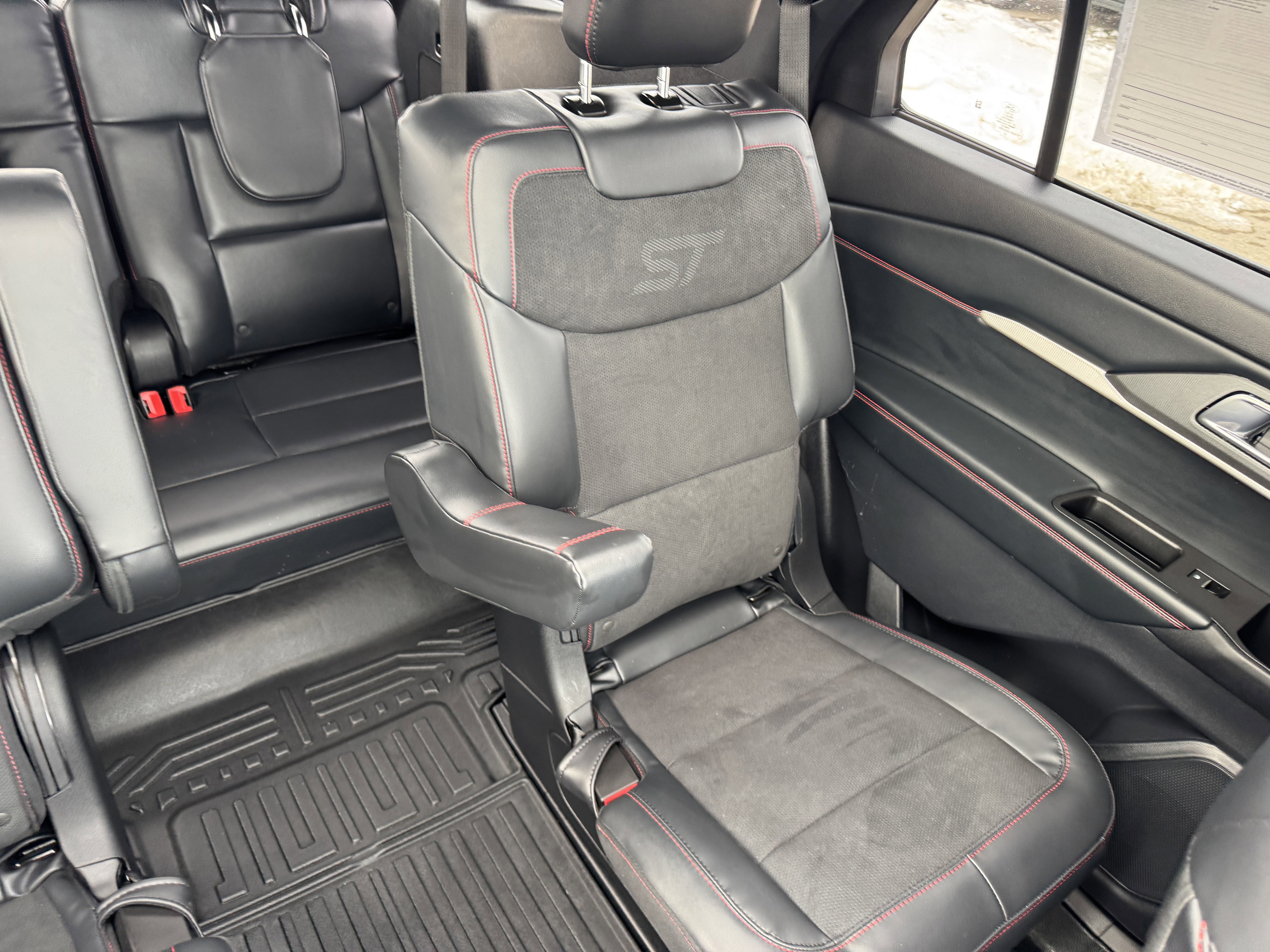 Certified 2025 Ford Explorer ST w/ Sun And Sound Package image 13