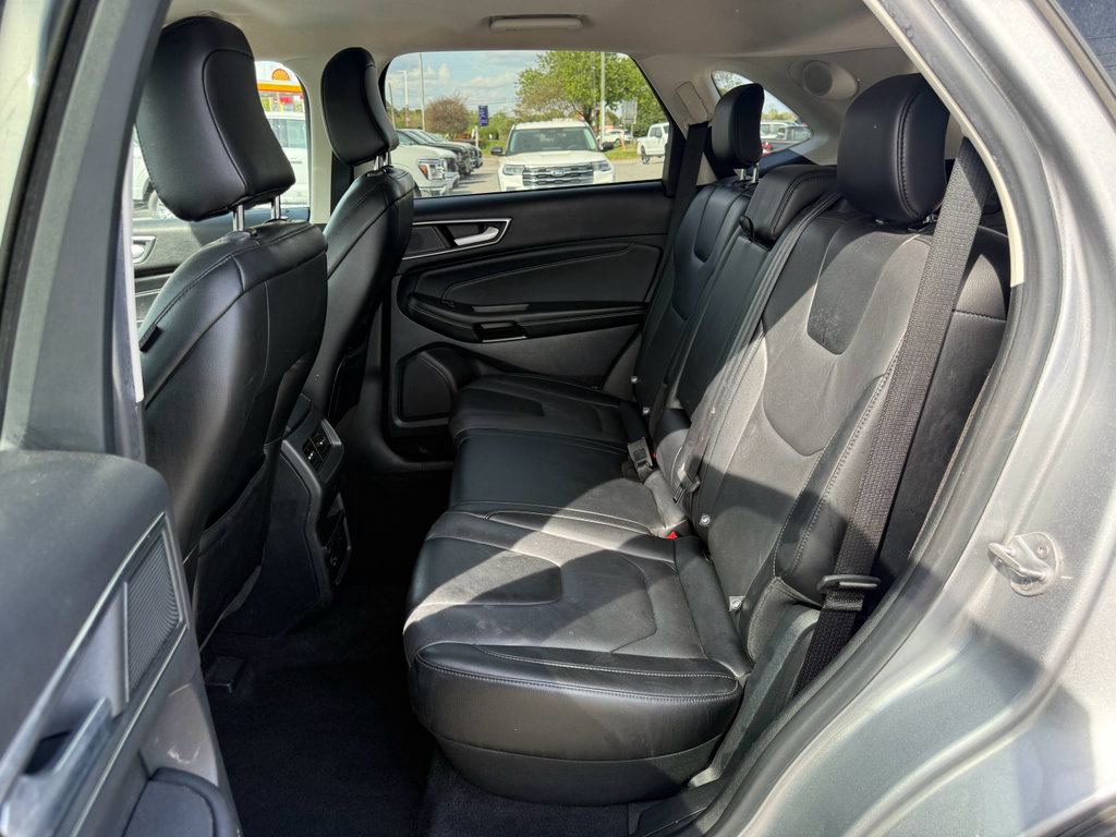 Certified 2022 Ford Edge Titanium image 13
