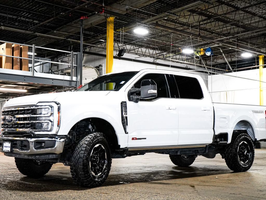 Certified 2025 Ford F250 Lariat w/ Tremor Off-Road Package AWD/4WD image 4