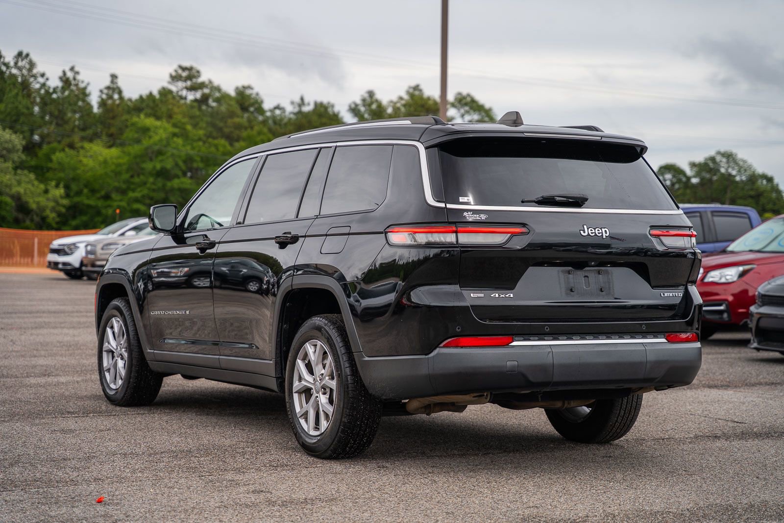 Used 2021 Jeep Grand Cherokee L Limited AWD/4WD image 6