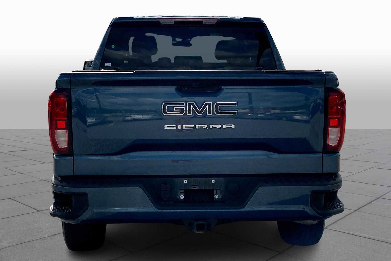 Used 2024 GMC Sierra 1500 Pro w/ Graphite Edition AWD/4WD image 5