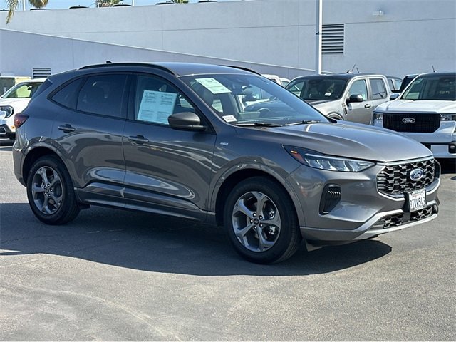 Certified 2024 Ford Escape ST-Line w/ Tech Pack #1 image 7