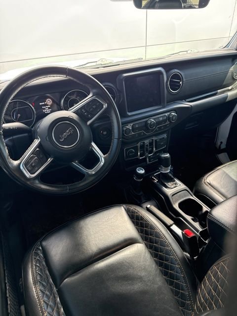 Used 2022 Jeep Wrangler Unlimited Sahara image 9