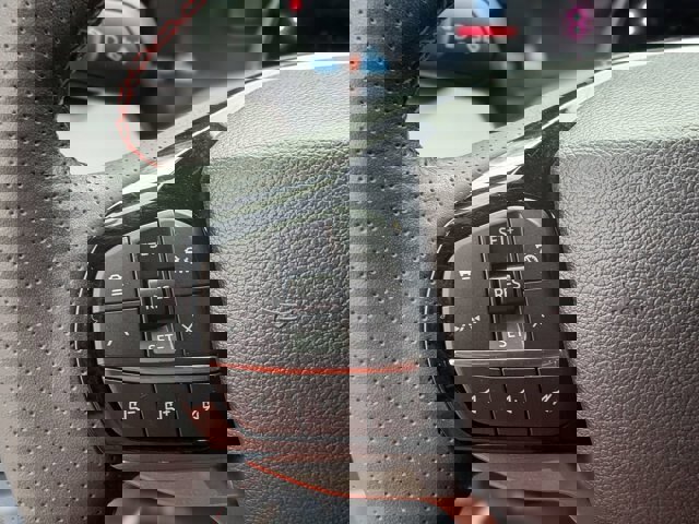 Certified 2025 Ford Explorer ST-Line w/ Premium Package image 17