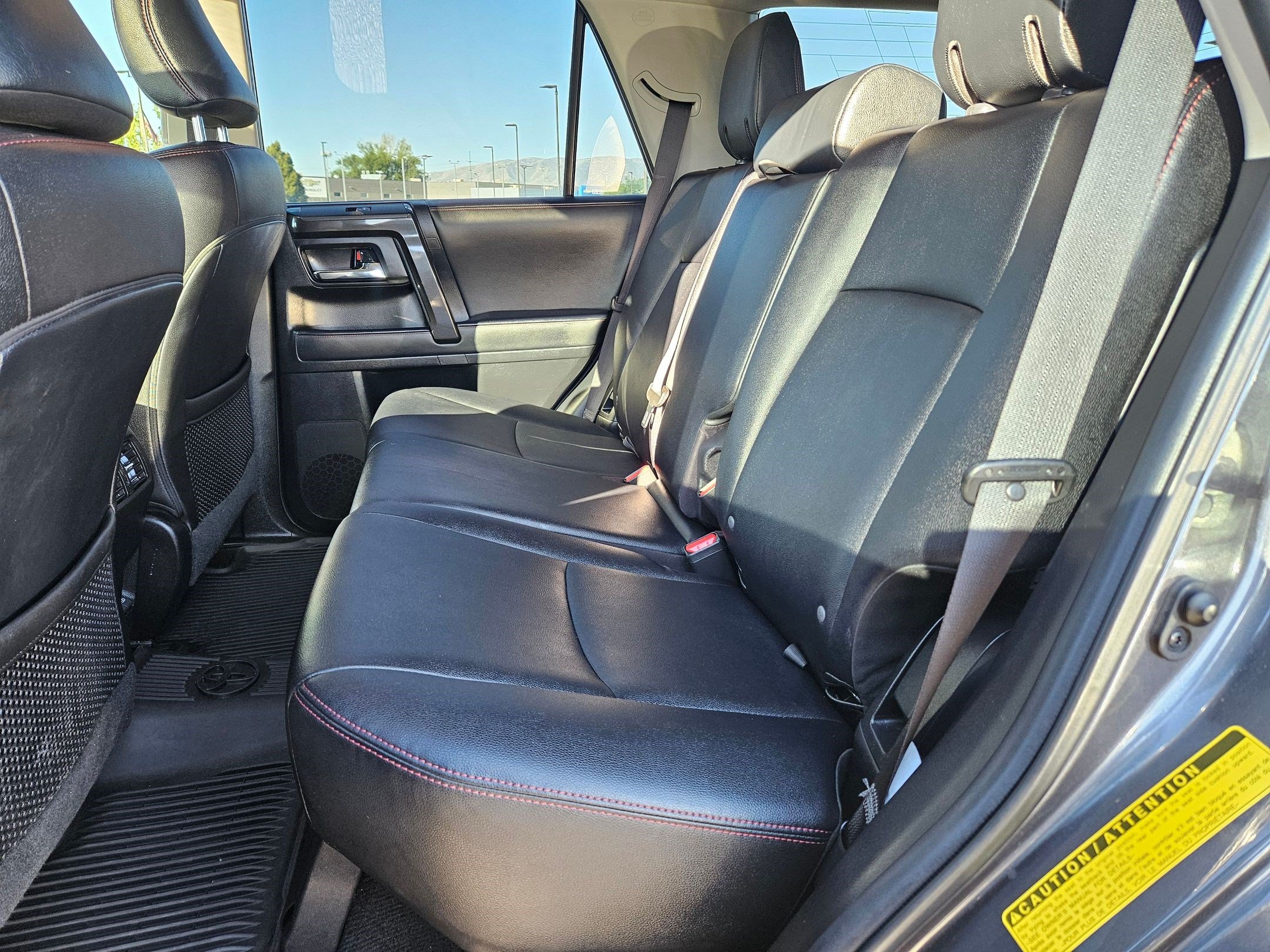 Used 2023 Toyota 4Runner TRD Off-Road Premium w/ Off Road Premium Plus Package AWD/4WD image 30